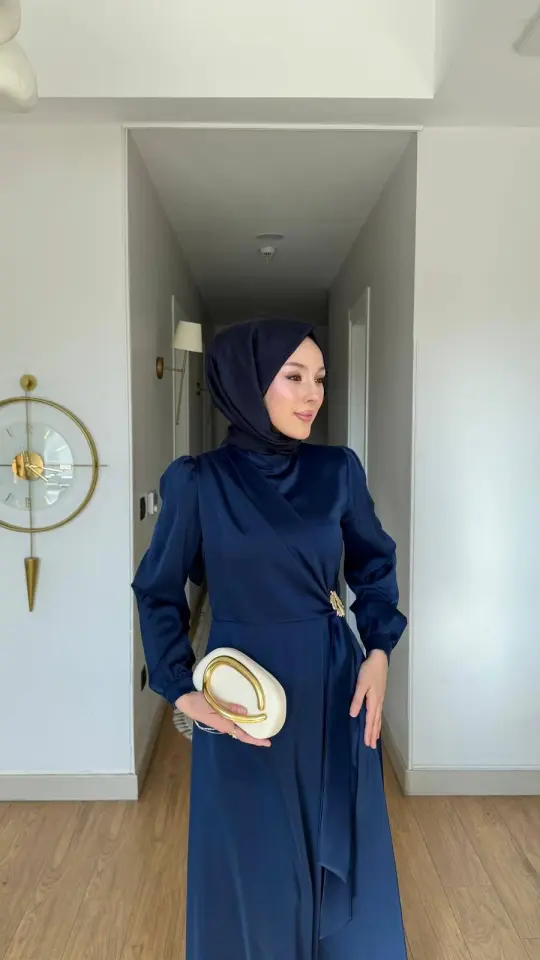 Yeni Sezon Arya Saten Abiye Lacivert