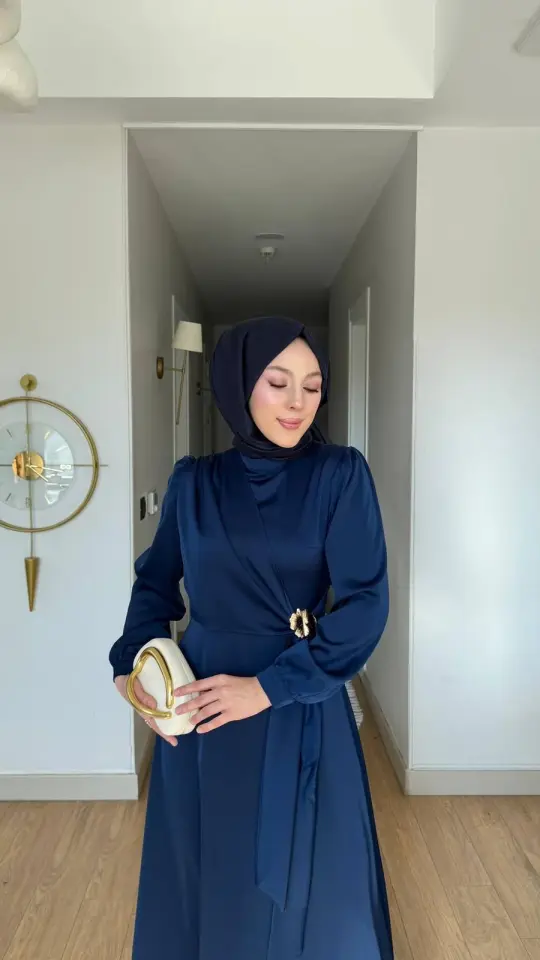 Yeni Sezon Arya Saten Abiye Lacivert
