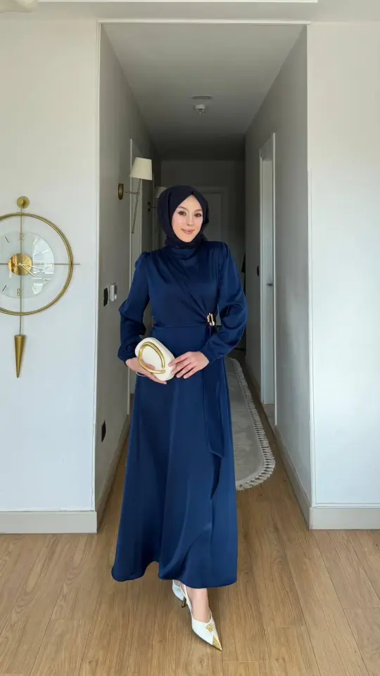 Yeni Sezon Arya Saten Abiye Lacivert