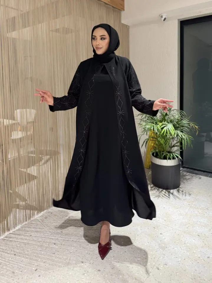Yıldız Taşlı Büyük Beden Anne Elbisesi Siyah