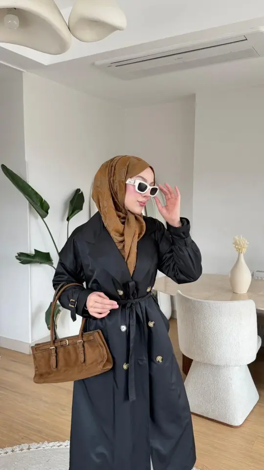 Yeni Sezon Ebru Trençkot Siyah