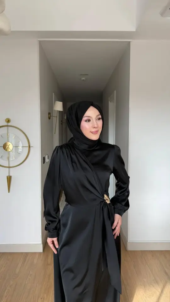 Yeni Sezon Arya Saten Abiye Siyah